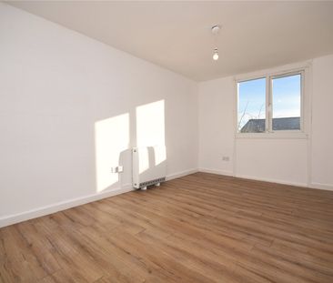 46, Bawn Drive, Leeds, West Yorkshire, LS12 5QN - Photo 6