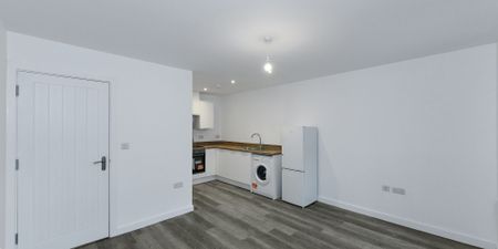 Third Avenue, Nottingham, NG7 - Photo 3
