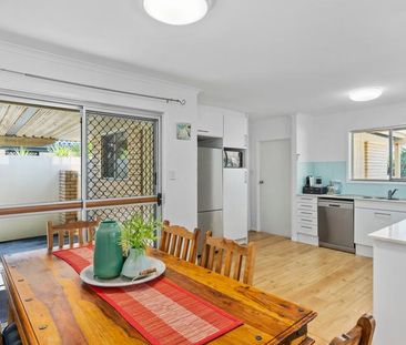 $1,050 per week / $4,200 Bond - Photo 4