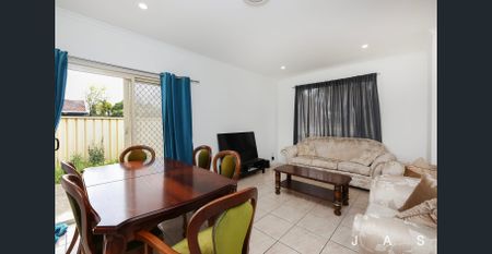 Parkside Family Living - Photo 2