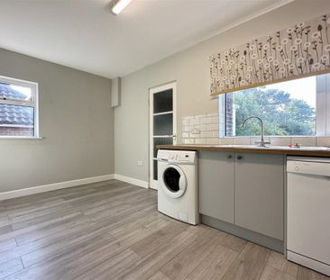 Blackbrook Drive, Lodge Moor, Sheffield - Photo 4