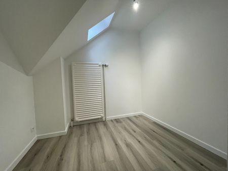 Gerenoveerd appartement met 2 slaapkamers in het centrum - Photo 5