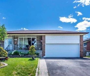 For Lease - 83 Purpledusk Trail, Toronto, Ontario - Photo 2