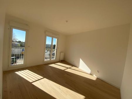 Location Appartement 2 pièces 47m² CAEN 14000 - Photo 5