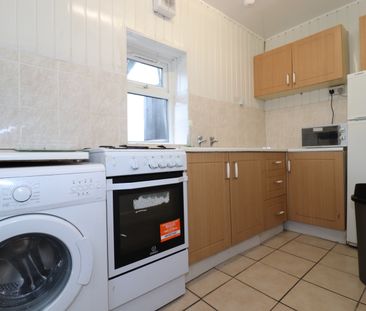 Whitchurch Road, Heath - Photo 5