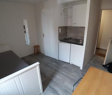 APPARTEMENT T1 13M - Photo 2