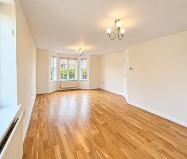 2 bedroom ground floor flat to rent - Photo 1