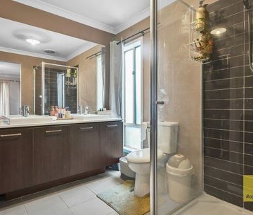 Beautifully Presented Home for Lease - Photo 6