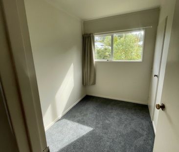 Stanmore Bay - 4 Bedrooms - Photo 6