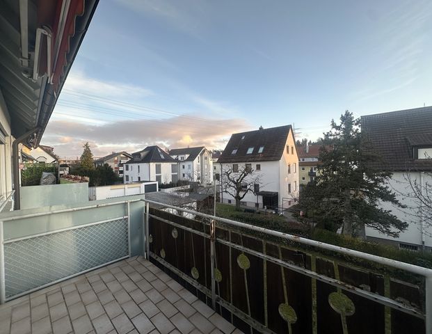 Helle 2-Zi-Whg in beliebter Wohngegend in S-Zuffenhausen mit Balkon und Gartennutzung - modernisiert - Photo 1