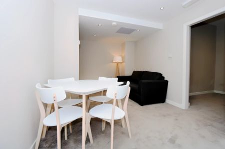 3Bedrooms, 1Bathrooms - Photo 3