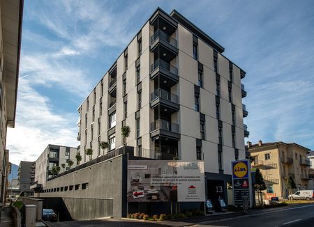 "Per coloro che amano il moderno!" - Photo 4