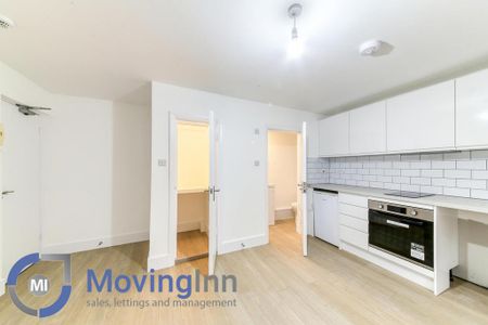 Studio to rent - Photo 3