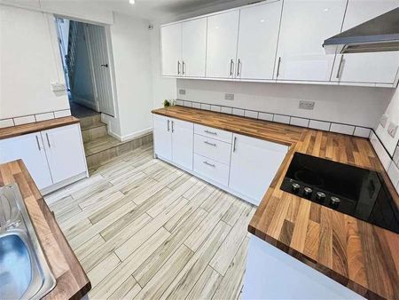 Brynhyfryd Terrace, Ferndale, CF43 - Photo 2