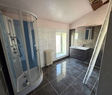 Location Appartement 2 pièces 59m² FEILLENS 01570 - Photo 3