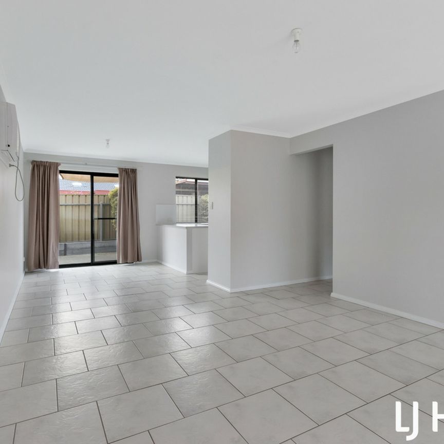 Newly Renovated Unit! - Photo 1