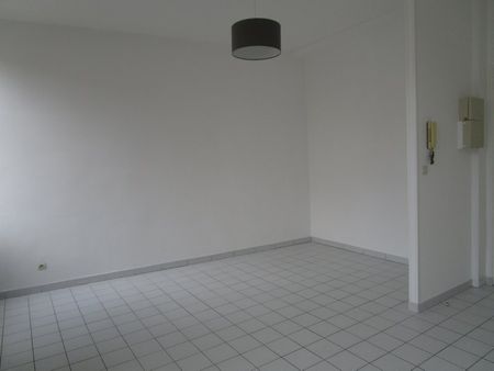 Location Appartement 1 pièce 26m² REIMS 51100 - Photo 5
