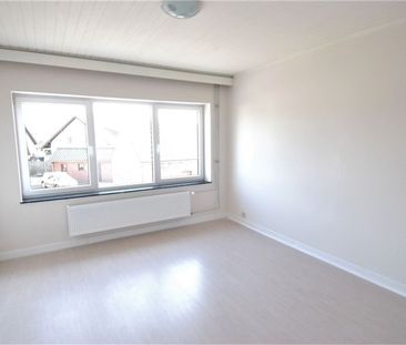 Gezellig appartement met 2 slaapkamers en ruim, zuid-gericht terras... - Foto 4
