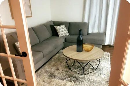 For Lease - 38 Stokes Road, St. Thomas, Ontario - Photo 3