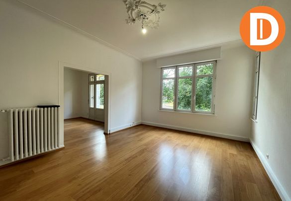 Location Appartement 5 pièces 104m² - Photo 1