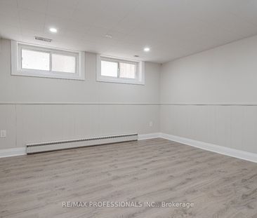 For Lease - 364 Rathburn Road, Toronto, Ontario - Photo 5