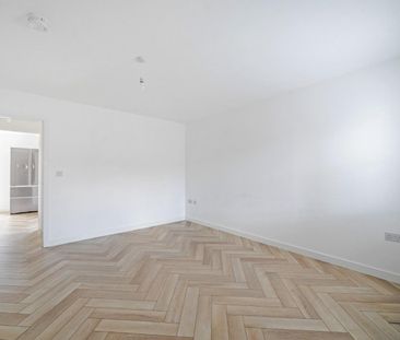 3 bedroom House To Let - Photo 1