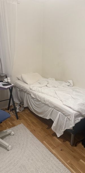 Tingvallavägen, Märsta - Photo 1