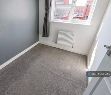 3 bedroom terraced house to rent - Photo 6