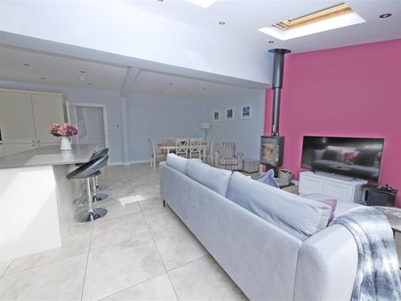 1 Carnbrae Avenue, Newton Park, Four Winds, - Photo 4