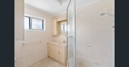 High Set Brick 3 bedroom Home with Pool and Rumpus Room - Photo 5