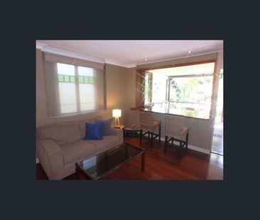 PRIVATE RAIN-FOREST RETREAT - Photo 3