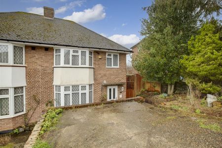 Whitelands Road, High Wycombe - Photo 3