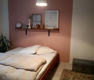 APPARTEMENT 2 PIÈCES À ZURICH - KREIS 10 WIPKINGEN, MEUBLÉ, TEMPORAIRE - Photo 2