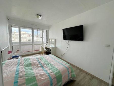 Location Appartement 3 pièces 75m² - Photo 3