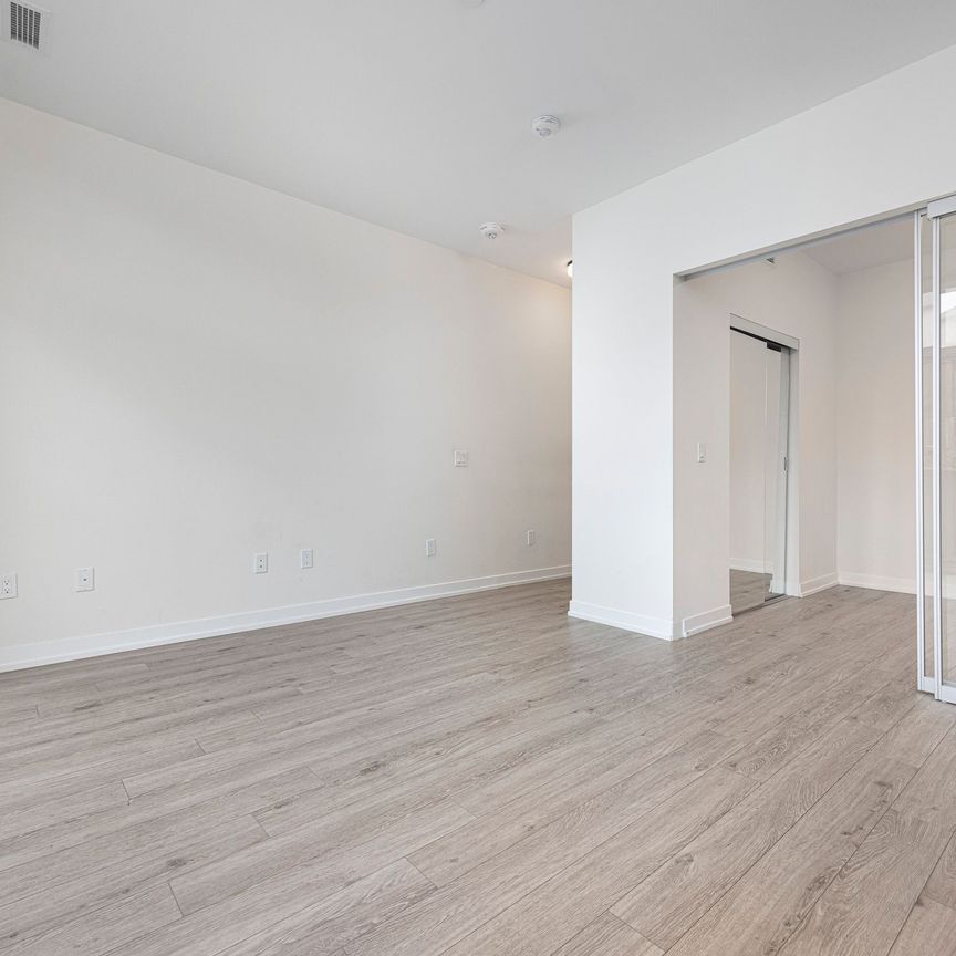 For Lease - 2300 St Clair Avenue Unit# 112, Toronto, Ontario - Photo 1