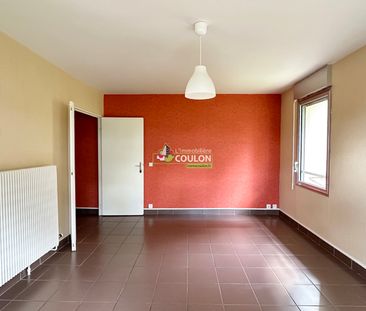 Appartement - 1 pièce - BEAUMONT - Photo 2