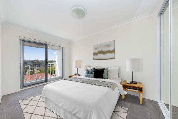 Bondi Junction Skyline Views - Photo 1