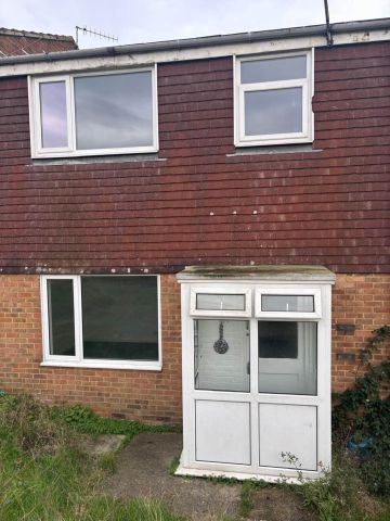 Pensford Drive, Eastbourne - Photo 3