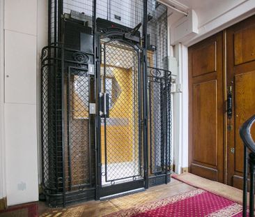 Appartement à louer rue du Mont Cenis, Paris 18ème - Photo 4