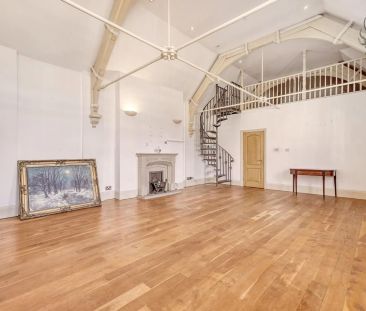 2 Bedroom Apartment - Photo 1