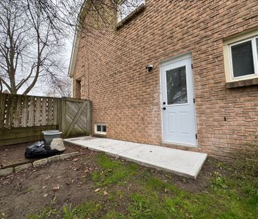 For Lease - 22 Hettersley Drive, Ajax, Ontario - Photo 5