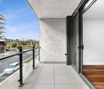 Welcome To The Parade! - Photo 6