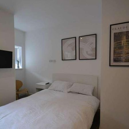 London Road, Kingston Upon Thames, KT2 - Photo 3