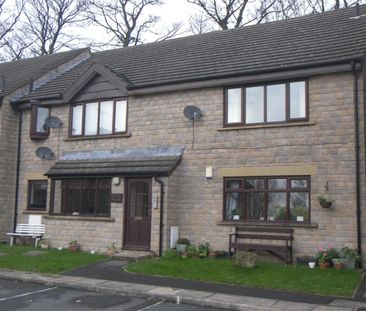 29, Bolton Grange, Yeadon, Leeds, West Yorkshire, LS19 7FR - Photo 3