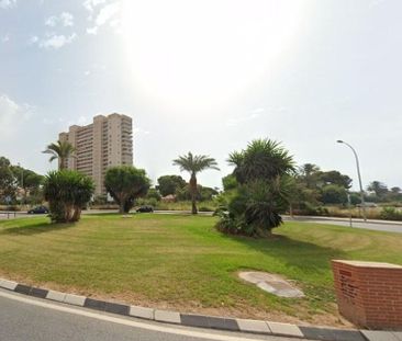 2 room luxury penthouse for rent in Alicante, Valencia - Photo 2