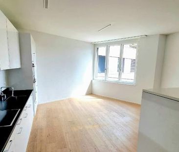 Grosszügige 3 1/2-Zimmer-Wohnung im Richtiareal Wallisellen - Foto 5