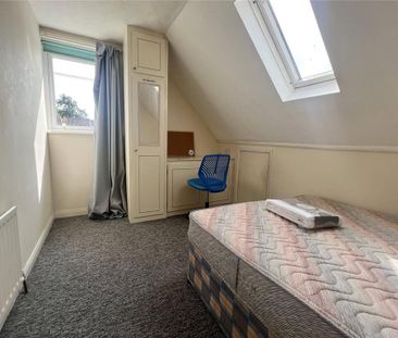 5 bedroom detached house to rent - Photo 2