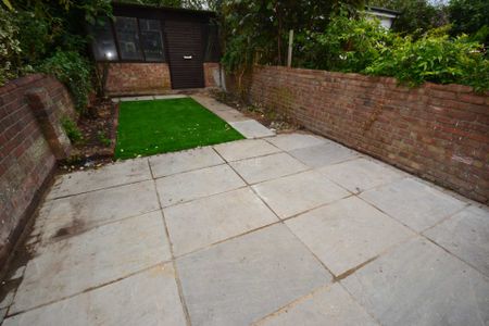 Cholmeley Road, Reading, RG1 3LR - Photo 2