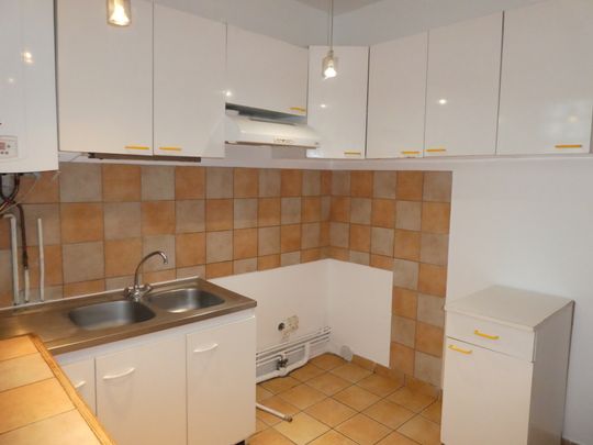 Location Appartement 3 pièces 82m² AVON 77210 - Photo 1