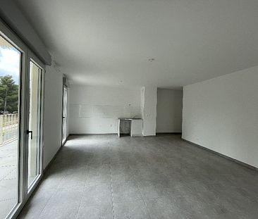 Appartement 3 pièces 73m2 MARSEILLE 9EME 1 239 euros - Photo 1